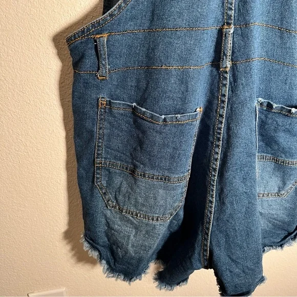 Love Tree Denim Distressed Short Overalls - Picture 10 of 16